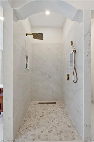 68050 Hillside Lane, Washington, MI 48095