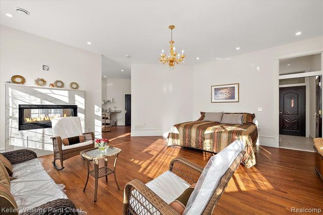 68050 Hillside Lane, Washington, MI 48095