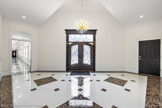 68050 Hillside Lane, Washington, MI 48095