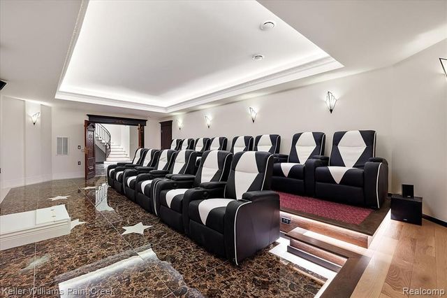 68050 Hillside Lane, Washington, MI 48095