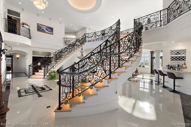 68050 Hillside Lane, Washington, MI 48095