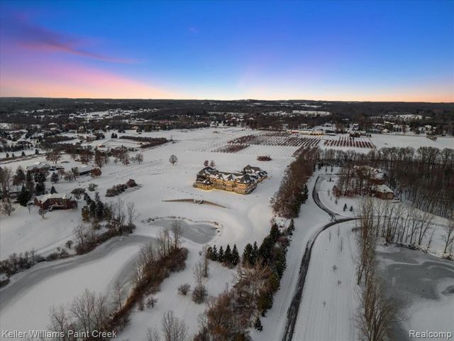 68050 Hillside Lane, Washington, MI 48095