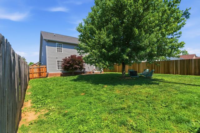 108 Back Stretch Drive, Georgetown, KY 40324