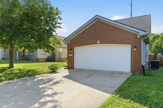 108 Back Stretch Drive, Georgetown, KY 40324