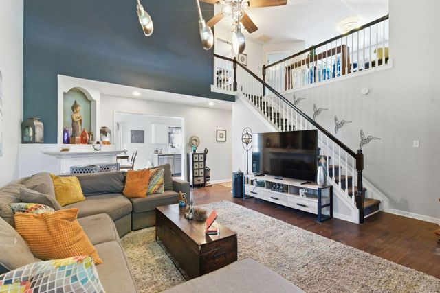 108 Back Stretch Drive, Georgetown, KY 40324