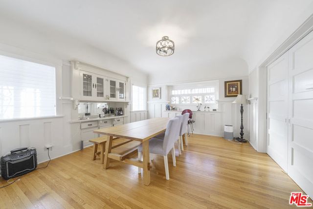 2982 W 15th Street, Los Angeles, CA 90006