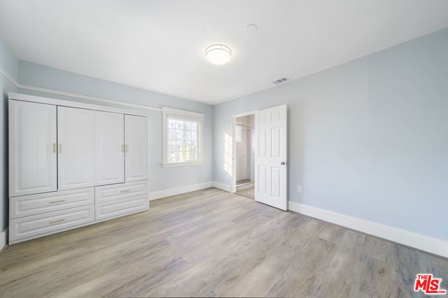 2982 W 15th Street, Los Angeles, CA 90006