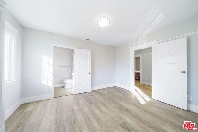 2982 W 15th Street, Los Angeles, CA 90006