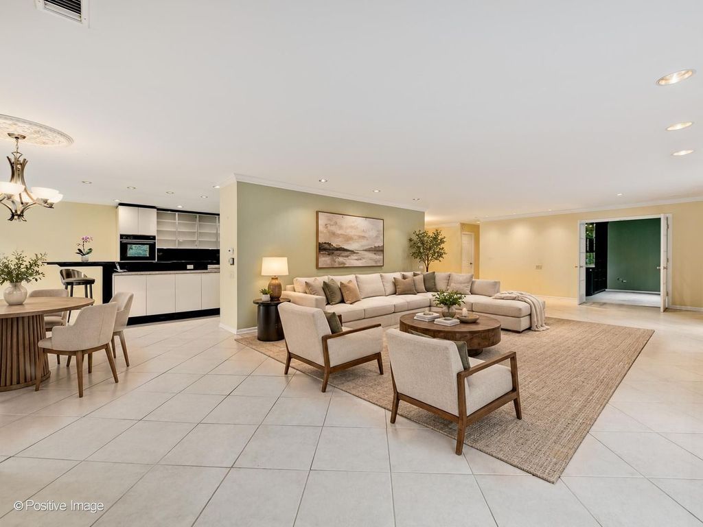 3860 MISSION HILLS Road 217, Northbrook, IL 60062 — photo 5
