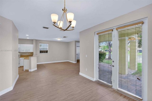 8955 SW 207th St, Cutler Bay, FL 33189