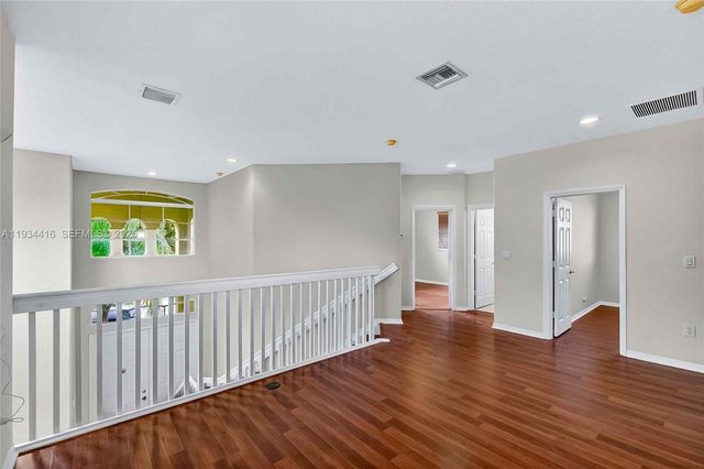 8955 SW 207th St, Cutler Bay, FL 33189