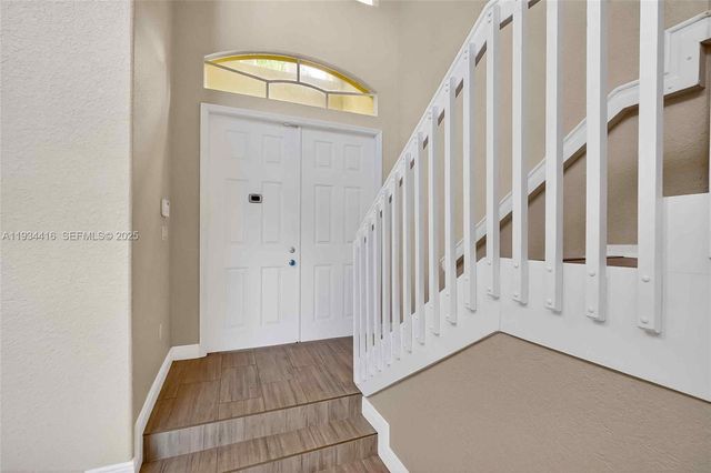 8955 SW 207th St, Cutler Bay, FL 33189