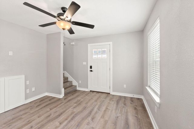 20 Tate LN 119, Round Rock, TX 78665