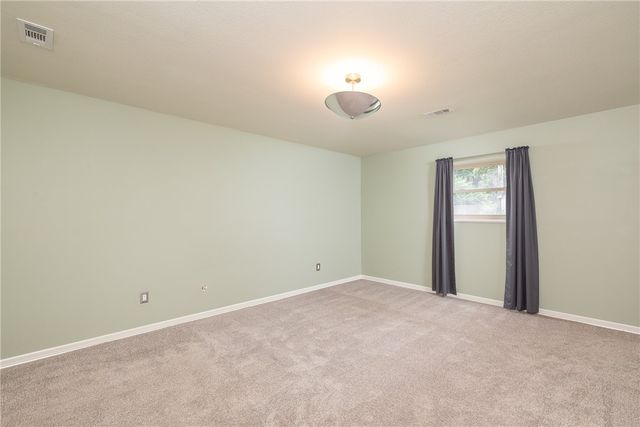 1703 SE P Street, Bentonville, AR 72712