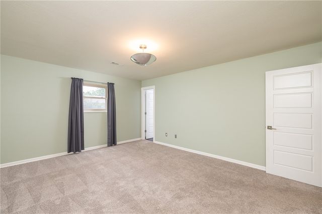 1703 SE P Street, Bentonville, AR 72712