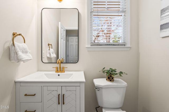 11035 Southwalk Lane, Raleigh, NC 27614