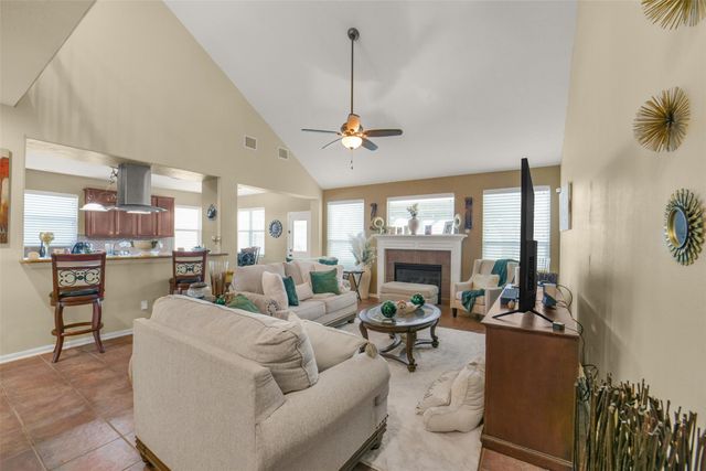 2103 Blue Water Bay Drive, Katy, TX 77494