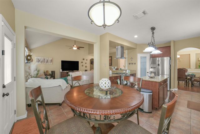 2103 Blue Water Bay Drive, Katy, TX 77494