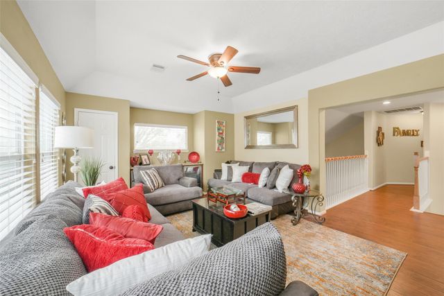 2103 Blue Water Bay Drive, Katy, TX 77494