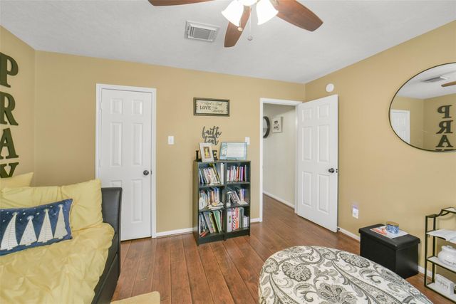 2103 Blue Water Bay Drive, Katy, TX 77494