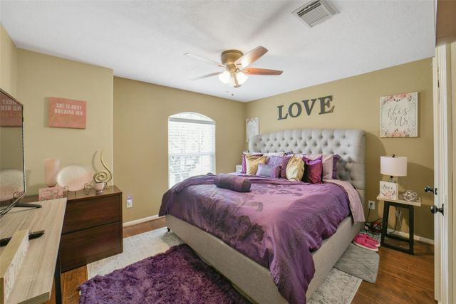 2103 Blue Water Bay Drive, Katy, TX 77494