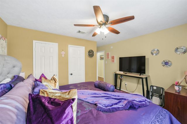 2103 Blue Water Bay Drive, Katy, TX 77494