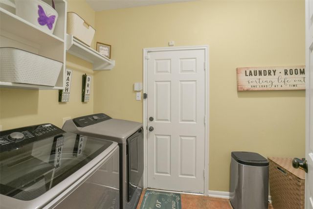 2103 Blue Water Bay Drive, Katy, TX 77494