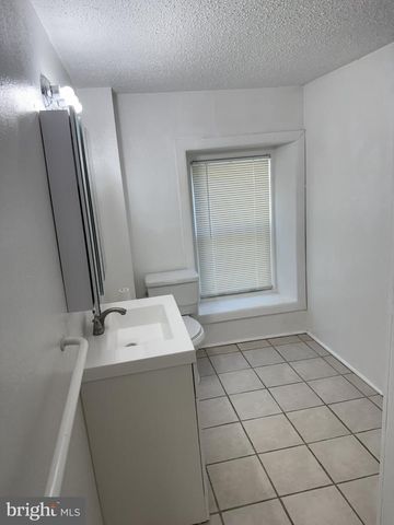 4819 OGLE ST, Philadelphia, PA 19127