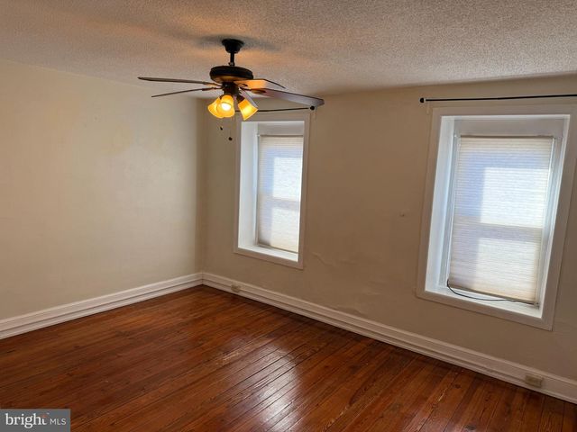 4819 OGLE ST, Philadelphia, PA 19127
