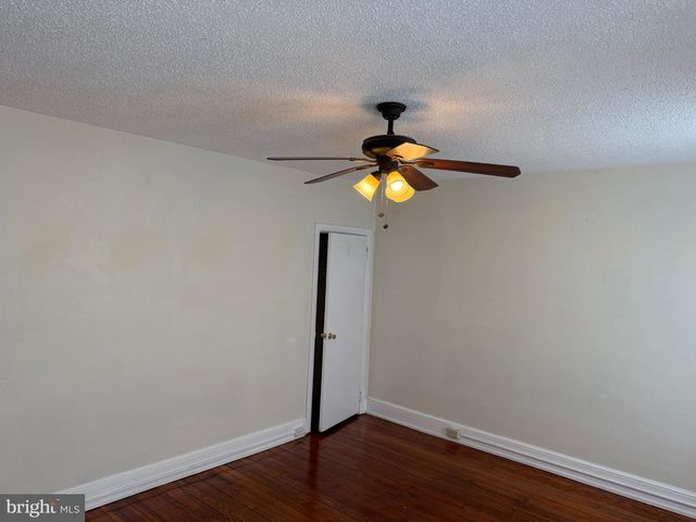 4819 OGLE ST, Philadelphia, PA 19127