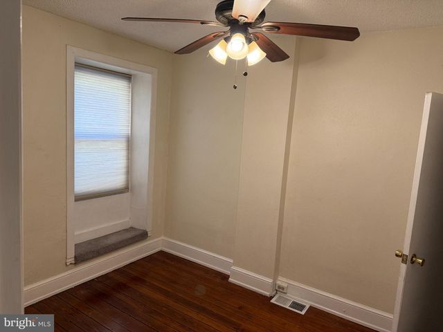 4819 OGLE ST, Philadelphia, PA 19127