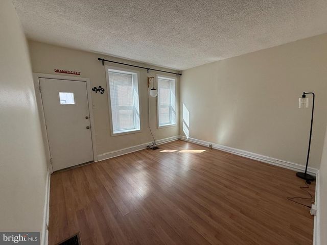 4819 OGLE ST, Philadelphia, PA 19127