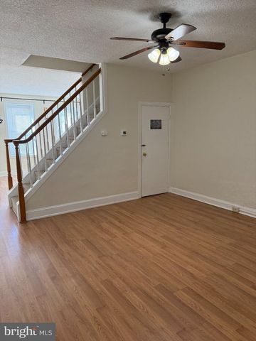 4819 OGLE ST, Philadelphia, PA 19127