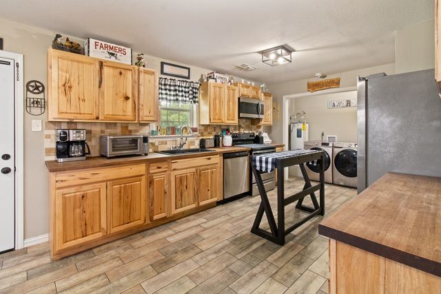 149 SW County Road 0020, Corsicana, TX 75110