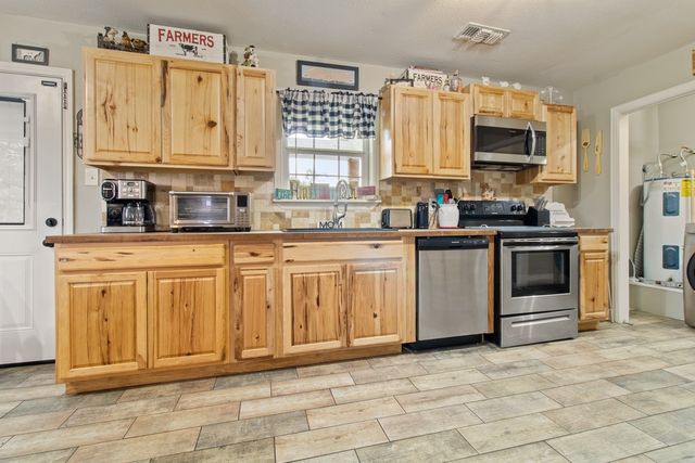 149 SW County Road 0020, Corsicana, TX 75110