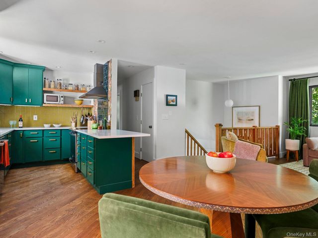33 Alan Street, Stone Ridge, NY 12484