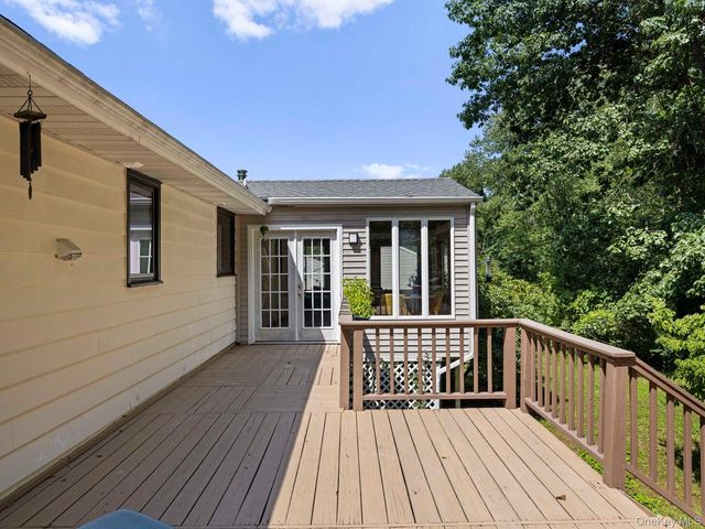 33 Alan Street, Stone Ridge, NY 12484