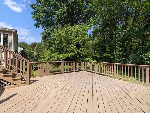 33 Alan Street, Stone Ridge, NY 12484