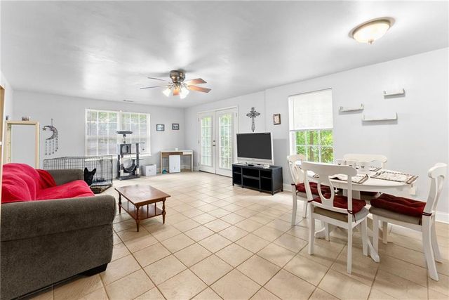 413 Rolling Meadows Drive, Cleveland, GA 30528