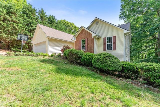 413 Rolling Meadows Drive, Cleveland, GA 30528