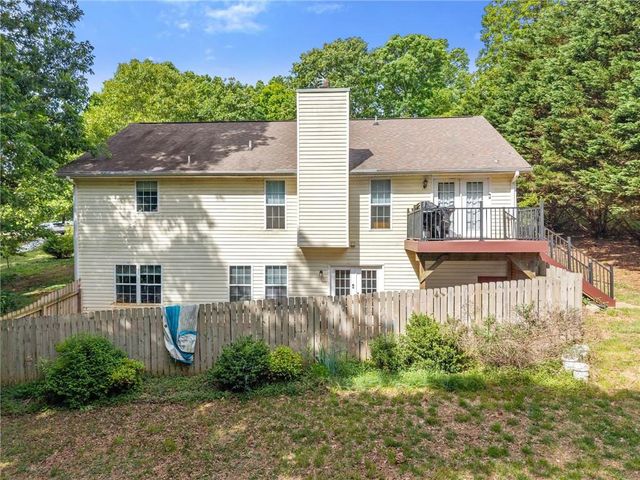413 Rolling Meadows Drive, Cleveland, GA 30528