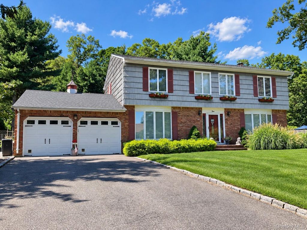 50 Glenridge Avenue, Stony Brook, NY 11790