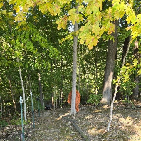 7 Fisher Lane, Greenville, IL 62246