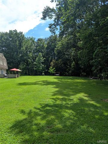 7 Fisher Lane, Greenville, IL 62246