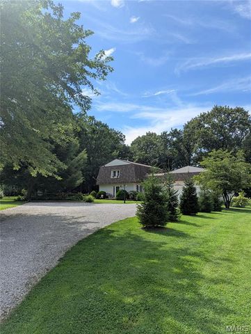 7 Fisher Lane, Greenville, IL 62246