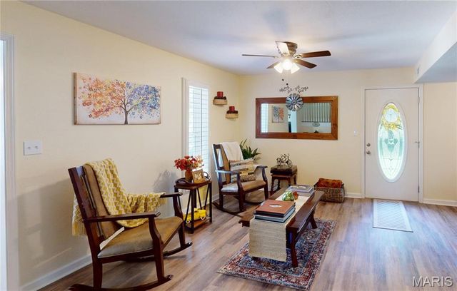 7 Fisher Lane, Greenville, IL 62246