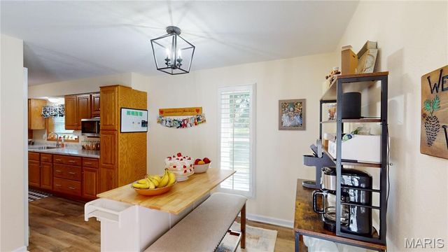 7 Fisher Lane, Greenville, IL 62246