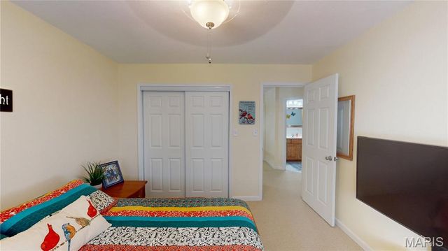 7 Fisher Lane, Greenville, IL 62246