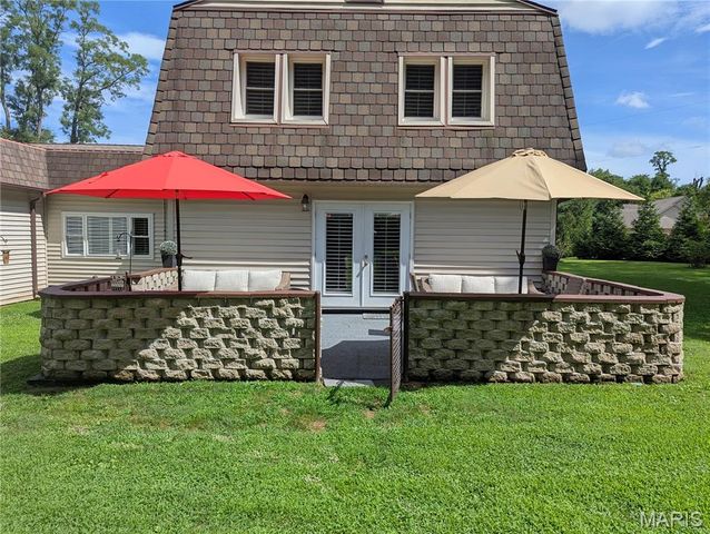 7 Fisher Lane, Greenville, IL 62246