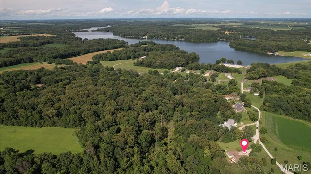 7 Fisher Lane, Greenville, IL 62246